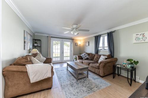 139 Baisley Ave, East Rockaway NY  11518-1823 exterior