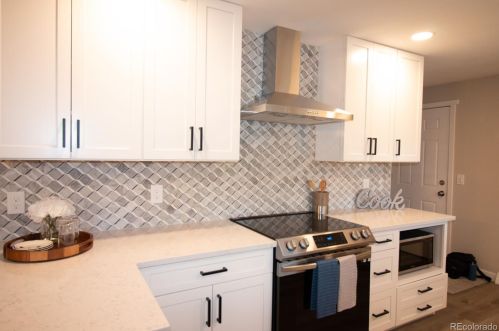 10453 8th Pl, Denver CO  80215-5613 exterior