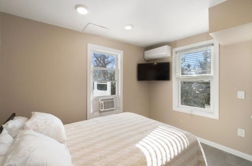 836 Point Judith Rd, South Kingstown RI  02882-5174 exterior