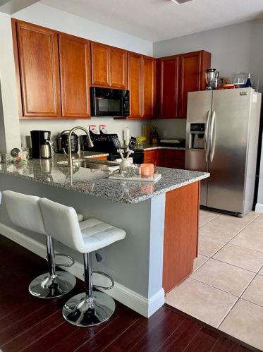 6104 Twain St, Orlando, FL 32835-2451