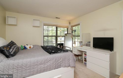 108 Ashton Ct, West Deptford NJ  08051-2001 exterior