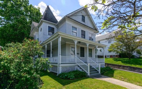 102 Summit St, Muttontown, NY 11771-2349