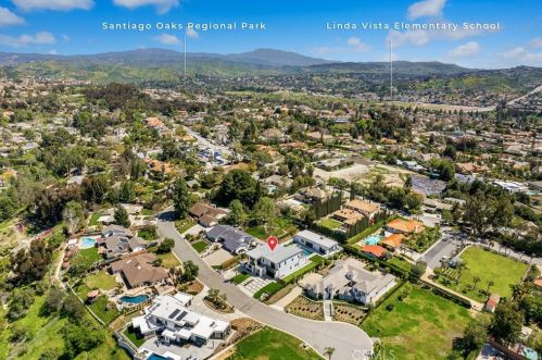 18852 Canyon Crest Dr, Orange CA 92861-2806 exterior