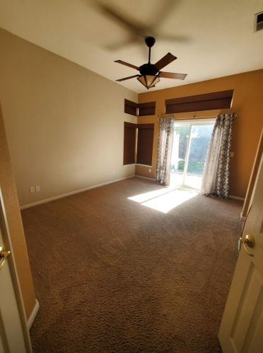 9780 Waterfowl Dr, Elk Grove CA  95757-8128 exterior