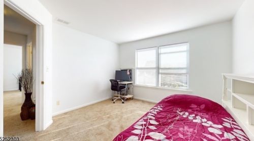 326 Angle Ave, Manville NJ  08835-2318 exterior