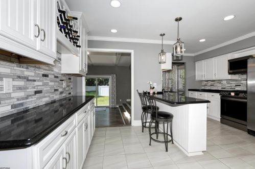 197 Farley Ave, Fanwood NJ  07023-1059 exterior