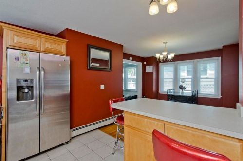 87 Lakevilla Ave, Springfield MA  01109-1405 exterior