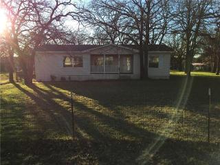 216 Shady Oaks Dr, Weatherford TX  76085-8976 exterior