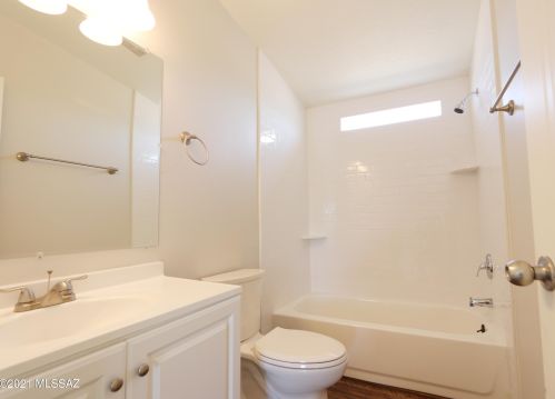 11210 Spur Dr, Tucson AZ  85736-1219 exterior