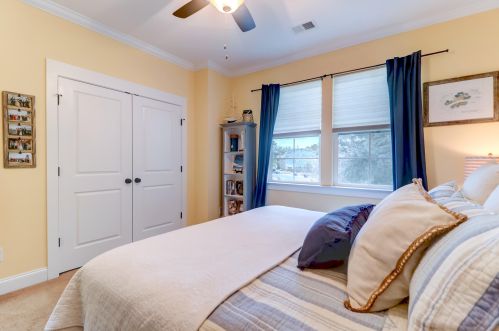 116 Slipper Shell Ct, Mount Pleasant SC  29464-6724 exterior