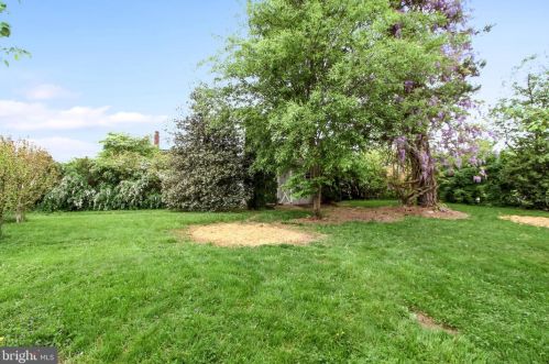 792 Delta Rd, Red Lion PA  17356-9167 exterior