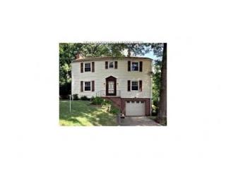 802 Wilkie Dr, Charleston, WV 25314-1059
