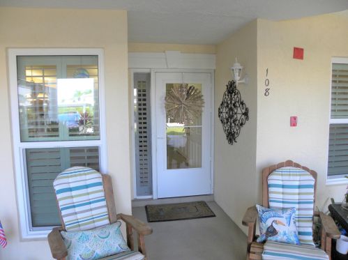 625 Lake Jasmine Cir, Vero Beach, FL 32962-8556