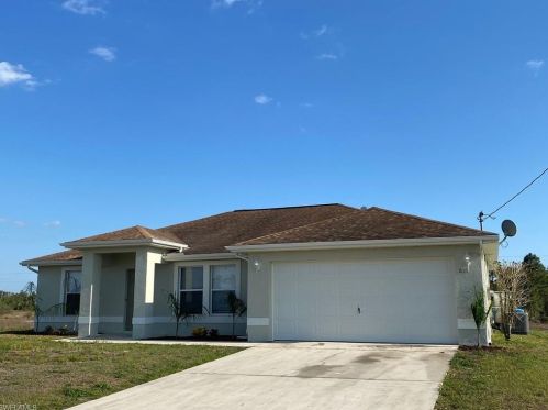 830 Lamar St, Lehigh Acres, FL 33974-1715