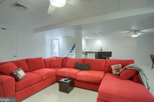 300 Liberty St, Ephrata PA  17522-9179 exterior