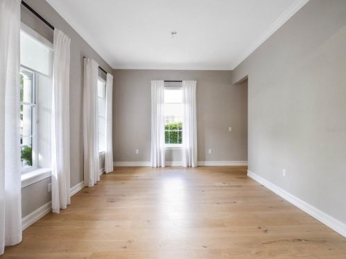 1070 Nash Dr, Kissimmee FL  34747-4319 exterior