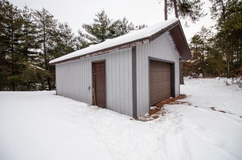 2408 Ridgewood Dr, Friendship WI  53934-9337 exterior