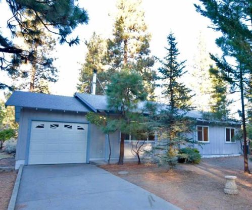 17933 Fisher Rd, Weed, CA 96094-9693