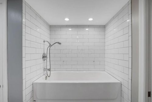 8310 Skelton Ct, Blacklick OH  43004-8750 exterior