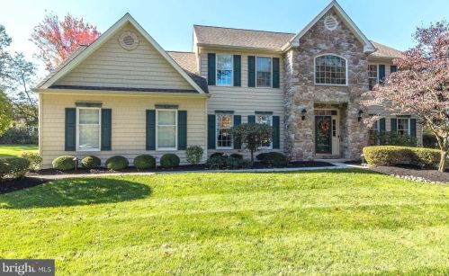 110 Magdalena Ln, Lansdale, PA 19446-1664