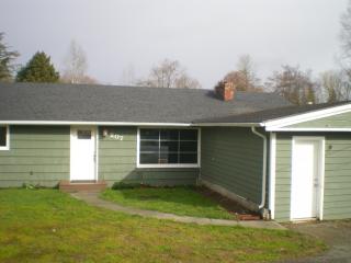207 105th St, Everett WA  98204-3927 exterior