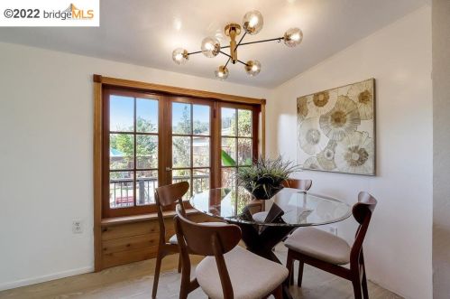 3963 Altamont Ave, Oakland CA 94605-2602 exterior