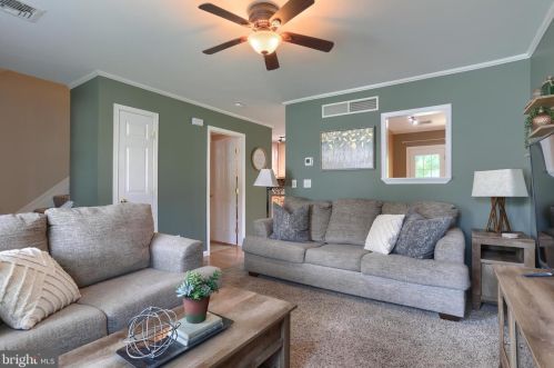 9148 Joyce Ln, Hummelstown PA  17036-9299 exterior