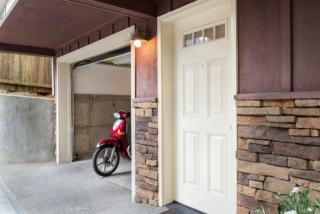 4222 Winslow Pl, Seattle, WA 98103-7329