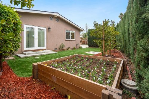 220 Virginia Ave, Campbell CA  95008-3911 exterior