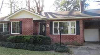 1616 Martin Dr, Mobile, AL 36605-5165