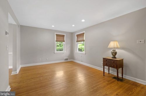 1300 Lore Ave, Wilmington, DE 19809-2723
