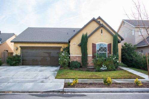 621 Firenze St, Lemoore, CA 93245-3989