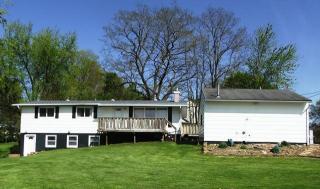203 Cass St, Ewart, IA 50171-1014
