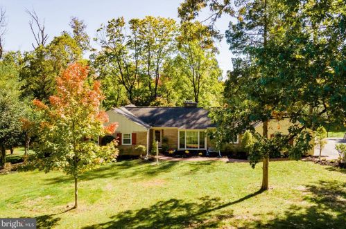 240 Plymouth Rd, Blue Bell, PA 19422-1619