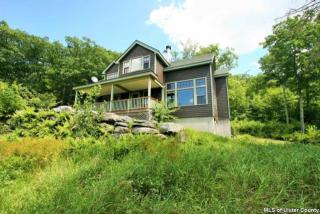 420 Cooper Lake Rd, Shady, NY 12409-5311