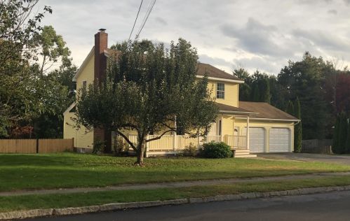 34 Taschereau Blvd, Nashua, NH 03062-2320