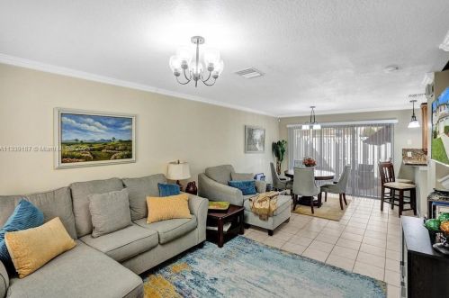 17050 22nd St, Hollywood, FL 33028-2047