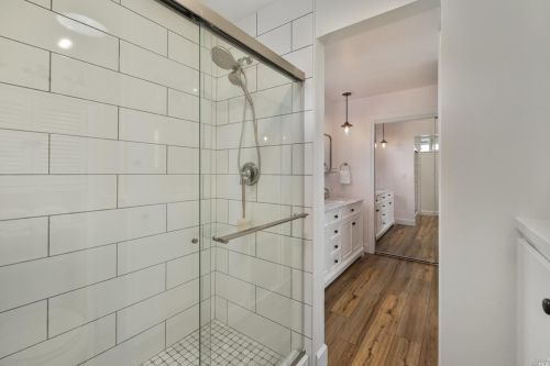 396 Pleasant Hill Rd, Sebastopol CA  95472-4020 exterior