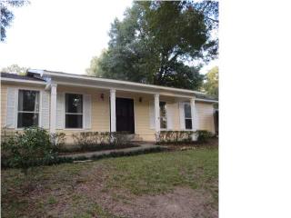 7300 Lakeview Dr, Mobile AL  36695-3334 exterior