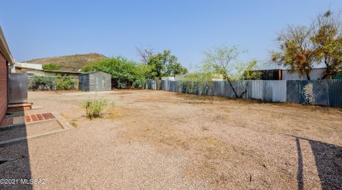 842 21st St, Tucson AZ  85745-3034 exterior