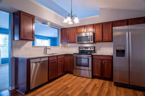 201 Doublegate Dr, Milford, OH 45150-8769