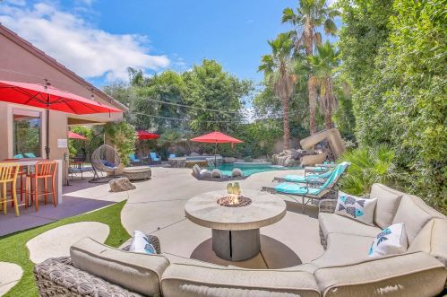 81075 Falling Leaf Ct, Indio CA  92201-8482 exterior