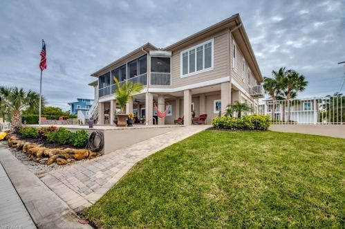 2159 Macadamia Ln, Saint James City FL  33956-2034 exterior