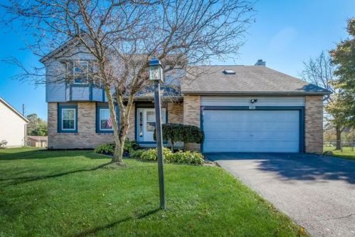 176 Fork Cir, Pataskala, OH 43062-8652