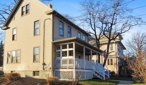 103 Ellsworth St, Bridgeport, CT 06605-3122