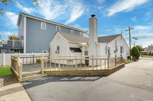 26 North Blvd, East Rockaway NY  11518-1830 exterior