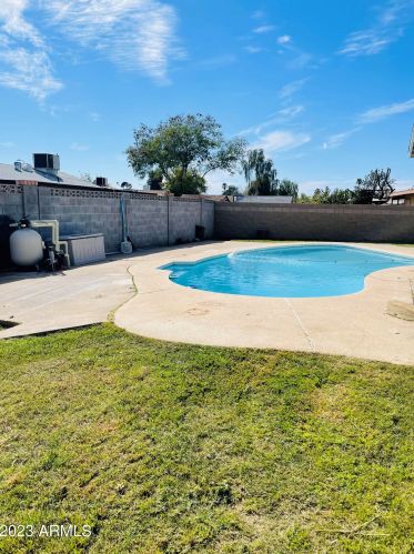 6729 Encanto Blvd, Phoenix AZ  85035-2632 exterior