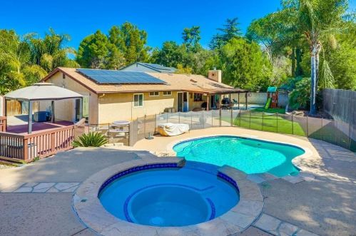 1468 Alpine Grove Ln, Alpine, CA 91901-2128