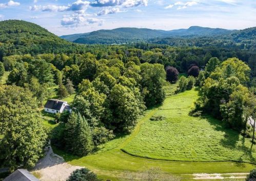 170 Beebe Hill Rd, Canaan, CT 06031-1614