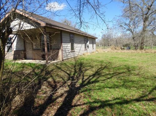 718 Depriest St, Sealy, TX 77474-2510